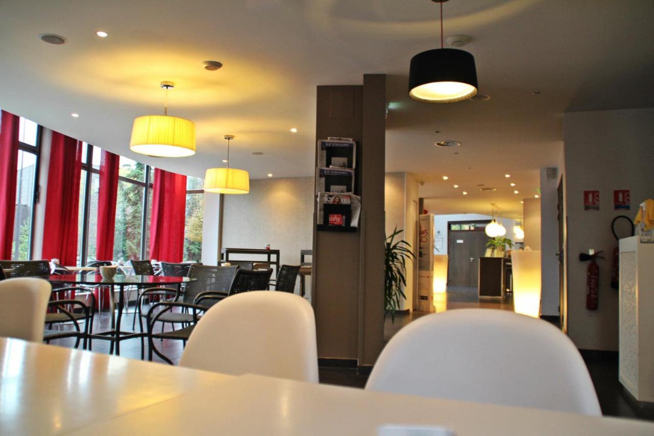 基里亚德查尔勒维勒梅兹尔酒店 Charleville-Mézières 外观 照片